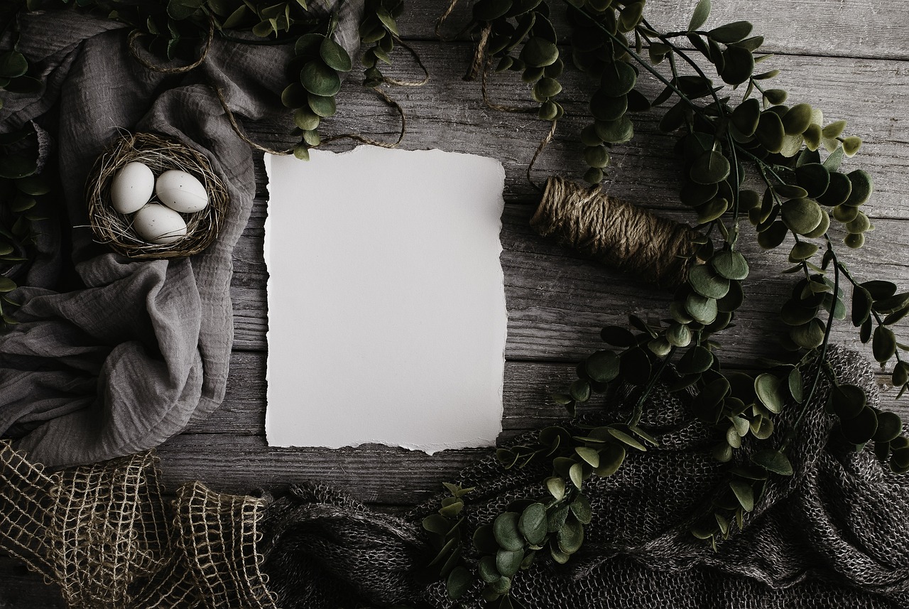 How to Create DIY Rustic Photo Frames